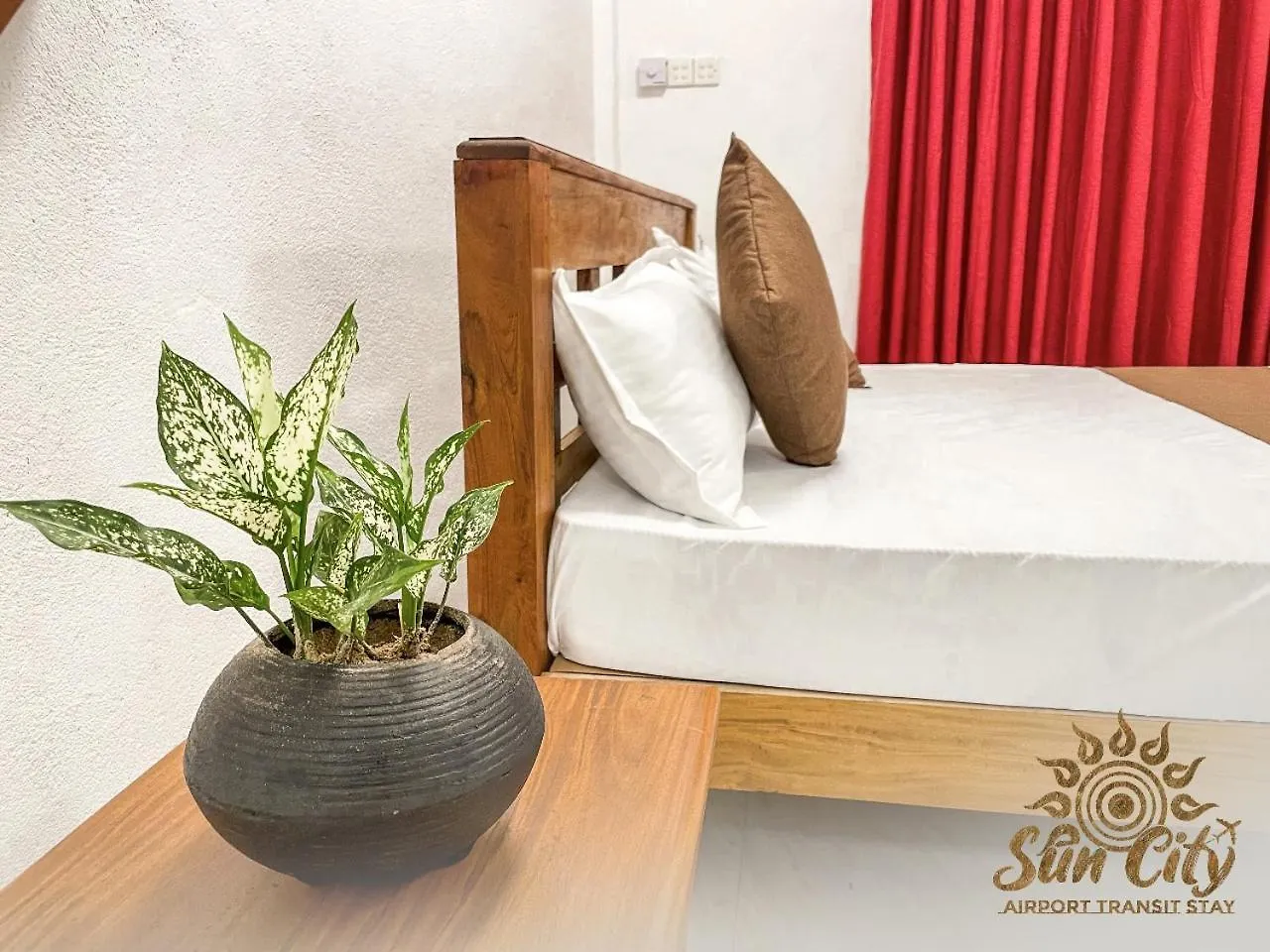 Suncity Airport Transit Stay Minuwangoda Bed & Breakfast