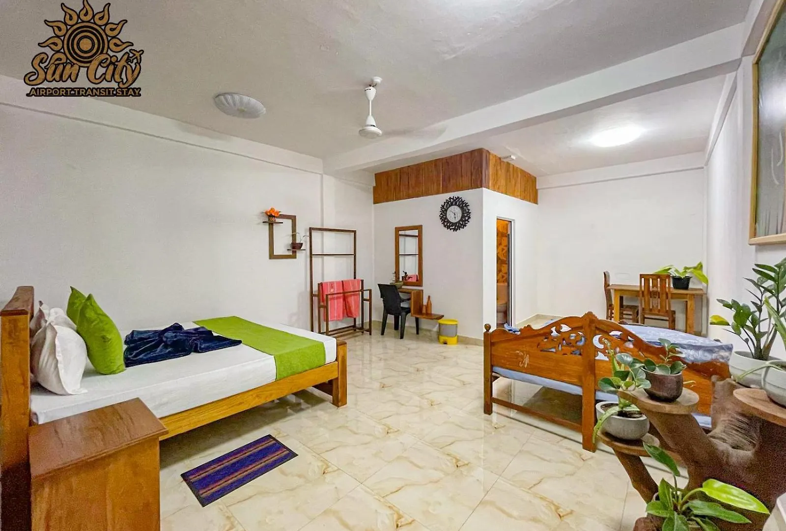 Suncity Airport Transit Stay Minuwangoda